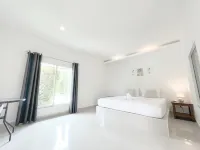 On Green Resort Hotels in Tha Yang District