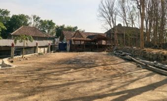 Bina Karya Guesthouse Syariah