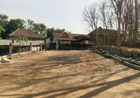 Bina Karya Guesthouse Syariah Hotels in Dlingo