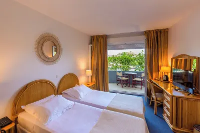 Hotel Le Tilbury Hotels in 