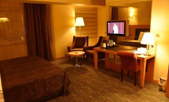 Grand Simay Hotel