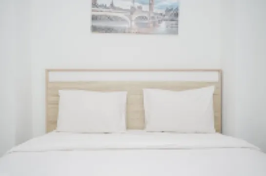 Comfort and Minimalist Studio Apartment at Springwood Residence