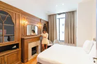 Golden Tree Hotel