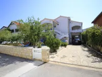Apartment Barbara Hotels in Vir