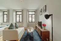 Legacy Oporto Design Apartment F by Vacationy