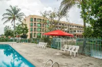 Lake View Resort Hotel - Pools