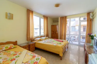 Fener Guest House Hotels near Historical Museum of Pomorie