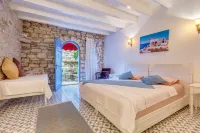 Alacati Eski Ev Hotel