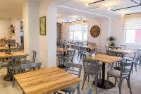 Hostal la Isla - breakfast