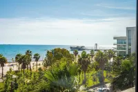 Marina Luxury Suites 101 Jacuzzi