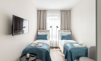 Scala City Center Premium Apartments with Parking by Lion Apartments