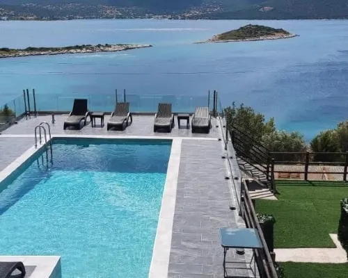 Paraiso Azul Villas Hotels in Distos