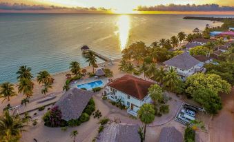 The Colonial at Jaguar Reef