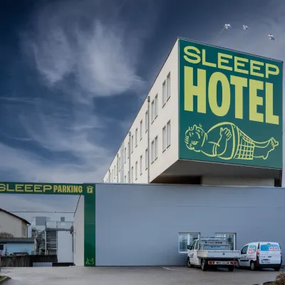 Sleeep Hotel Ansfelden Отели рядом с достопримечательностью «Театр «Феникс»»