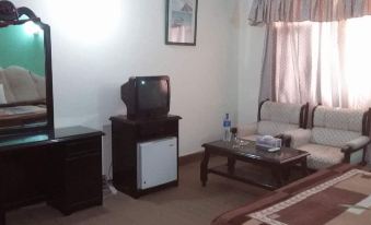 Green Lodge Guest House