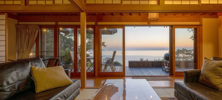 Toya Cliff House Hotels in Toyako