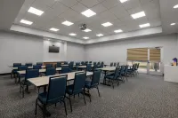 Spark by Hilton Artesia Hotel di Artesia
