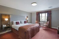 Canal Court Hotels in 