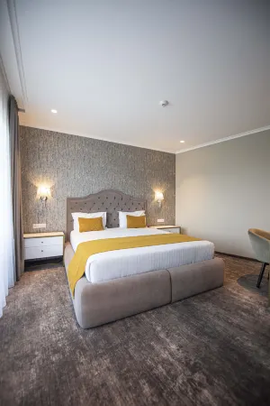 Hotel Aventus Отели в г. Кордеу