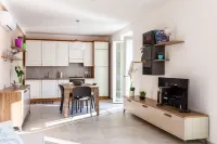 2-Bed Apt with Stunning Lake Como Views & Terrace - 3-Star