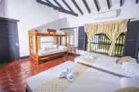 Hotel Familia Casa Blanca