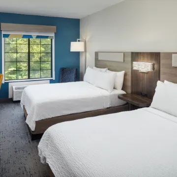 Holiday Inn Express & Suites ALBEMARLE by IHG