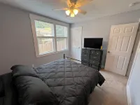 Central Home 3min to downtown + private parking + 10% off Ark, Aquarium, and Zoo