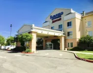 薩克拉門託機場納多馬斯萬楓套房飯店