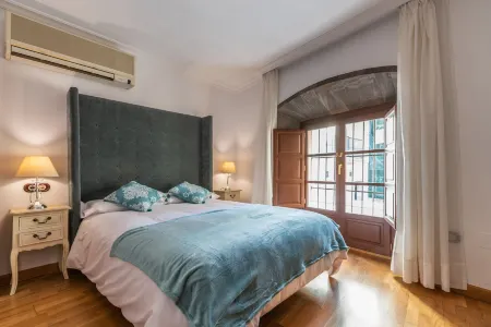 Casa Miraflores Отели рядом с достопримечательностью «Хибральфаро»