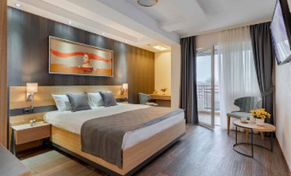 Rubicon Garni Hotel - Housity