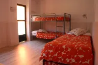 Hostel El Lago, Caceres Hotels in Torremenga
