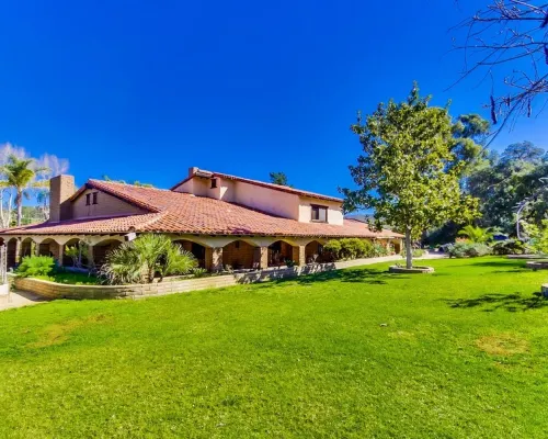 Vineyard Hacienda Hotels in Jamul