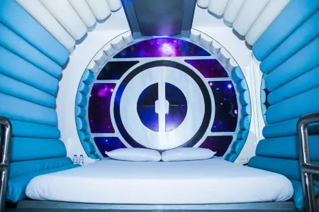 Astrotel Cubao Отели рядом с достопримечательностью «Манила COD I.T. Building»