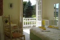 Le Clos Saint Jean Hotels in Colleville-sur-Mer