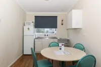 Scarborough Apartments - parking