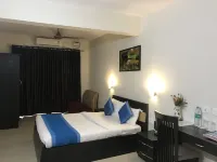 All Seasons Guest House I Rooms & Dorms