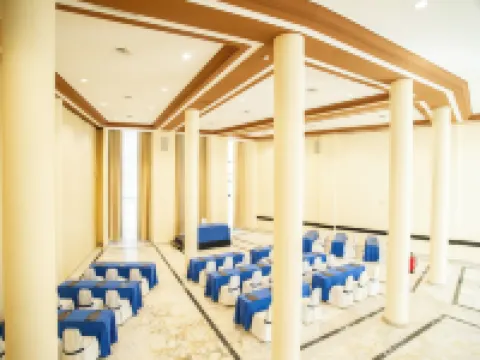 Azz Merida Medea Hotels in Merida