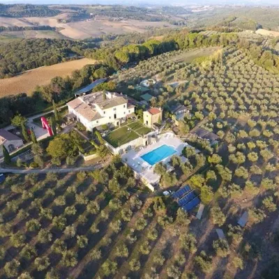 Tenuta Decimo - Il Borgo di Mariano Hotels in Casole d'Elsa