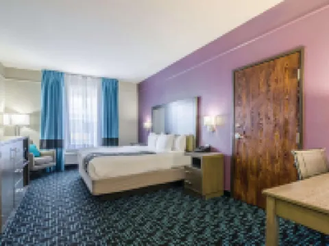 ลากินตา อินน์แอนด์สวีทส์ บายวินด์แฮม สนามบินแคนซัสซิตี้