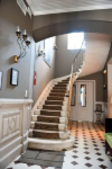 巴爾迪庫里爾酒店