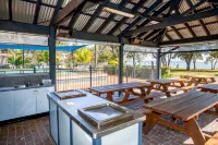 Ingenia Holidays Lake Macquarie Hotels in Cooranbong