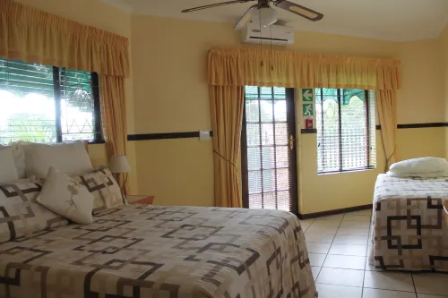 La Mer Lodge Hotels in Empangeni