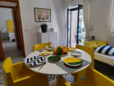 Ibiscus apartement , 30 m. to the beach, with air conditioning 4 people Hotels in Letoianni