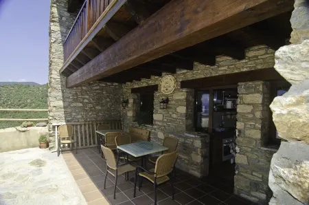 L'Era de Cal Bastida Отели рядом с достопримечательностью «Cova d'Anes»