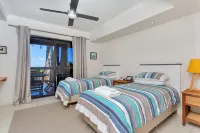 Seascape Luxury Beachfront House