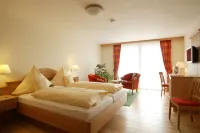 Landgasthof Löwen - Familie Blaich Hotels in Neubulach