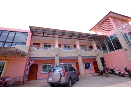 Vickview Place Отели рядом с Аэропорт Накхонханом