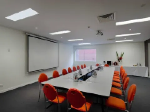 أدارا هوتل ريتشموند Hotels near حديقة أيه أيه إم آي