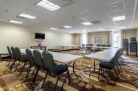 Comfort Inn & Suites Perry I-35 Hotels in Perry