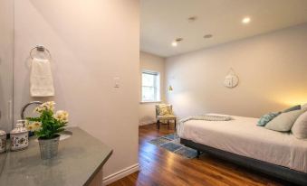 Ocean Bay View Luxury Guesthouse